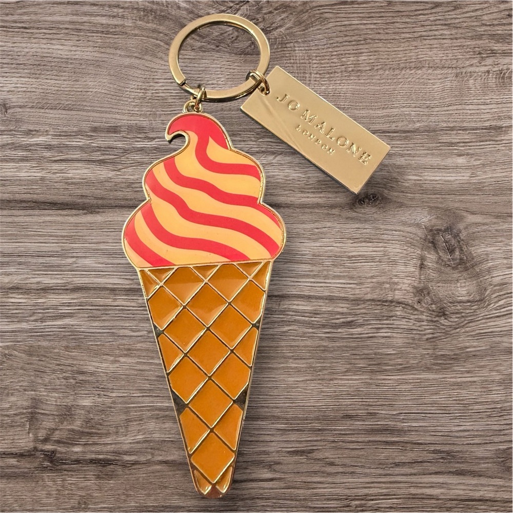 Jo Malone Raspberry Swirl Ice Cream Key Ring